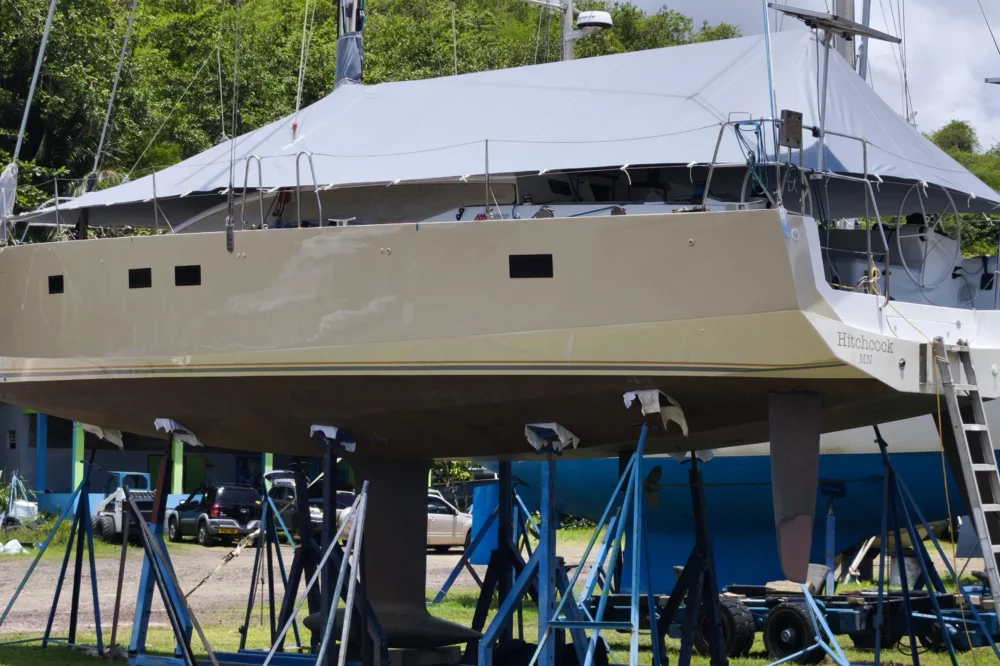 BoatPhoto.coverAlt