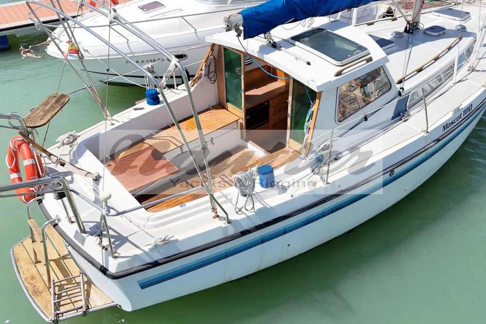 BoatPhoto.coverAlt