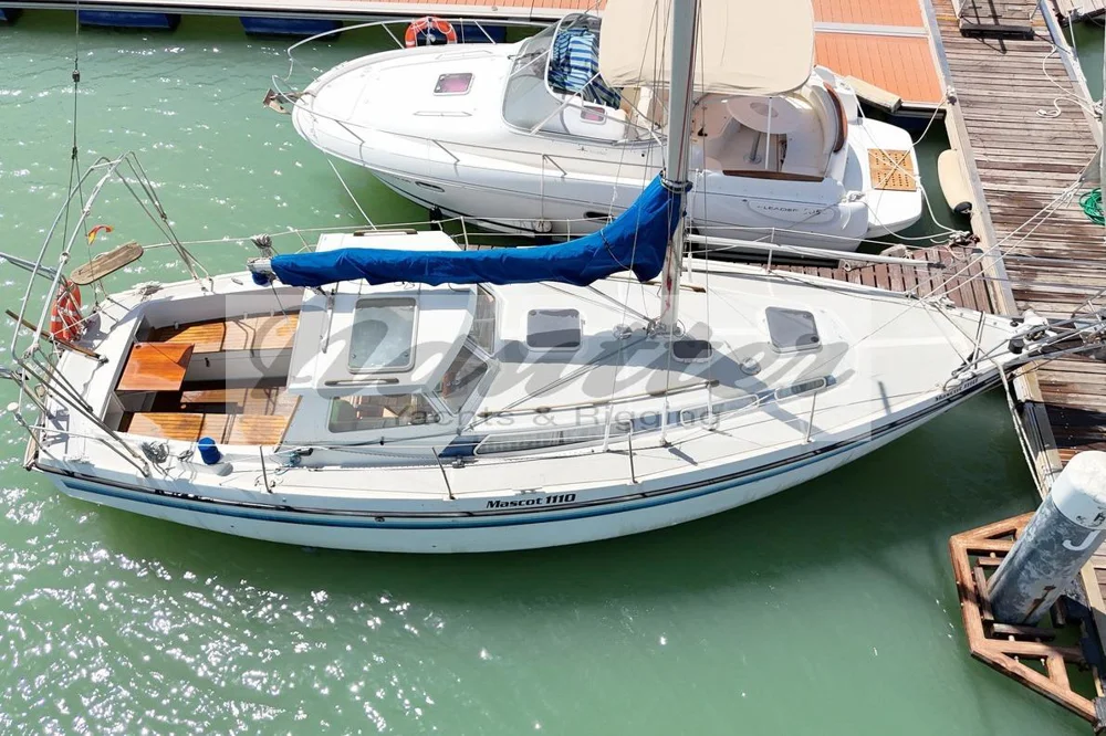 BoatPhoto.alt