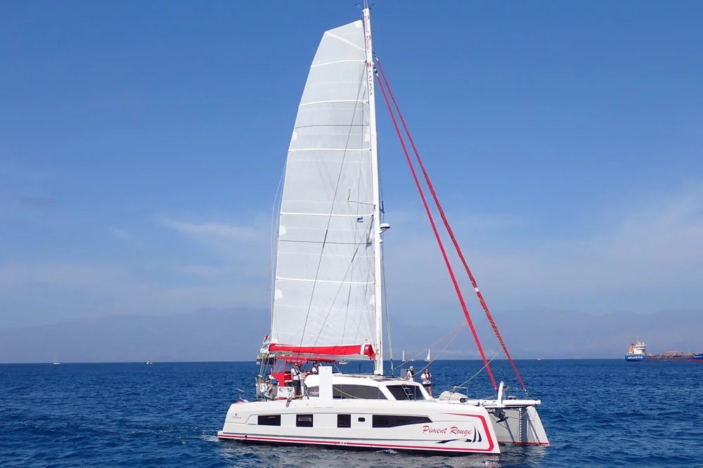 BoatPhoto.coverAlt