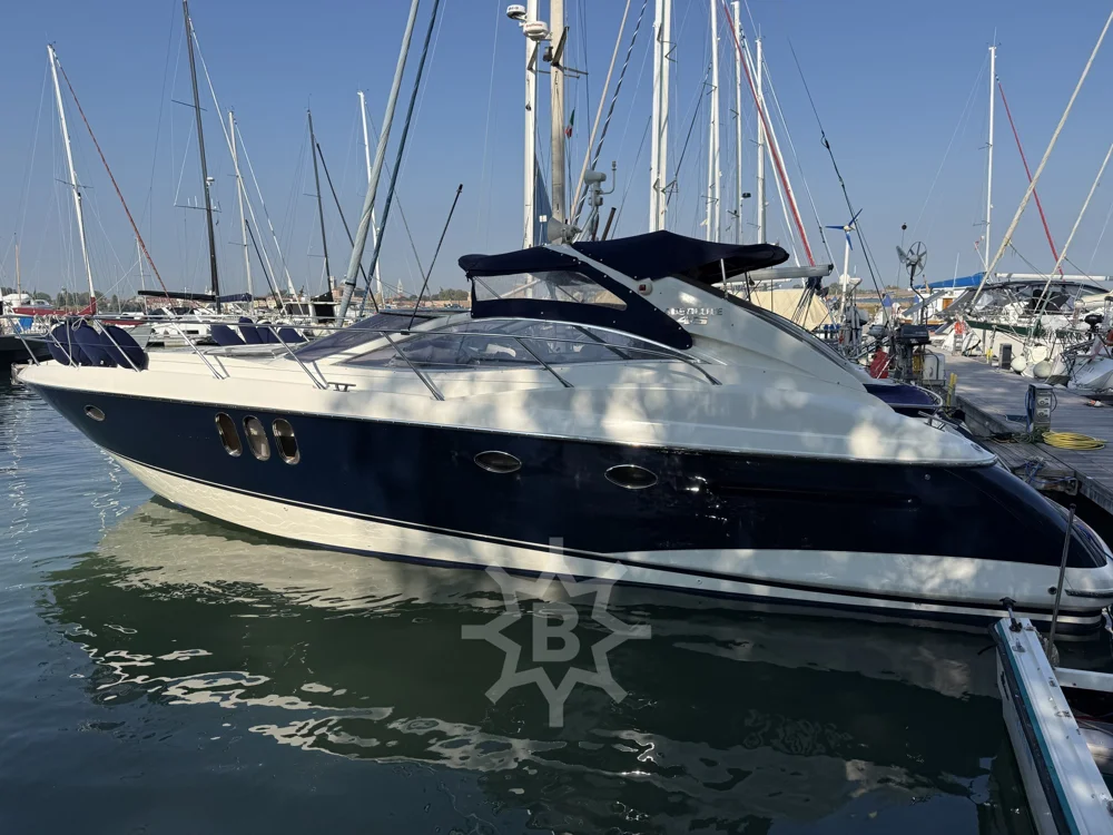 BoatPhoto.coverAlt