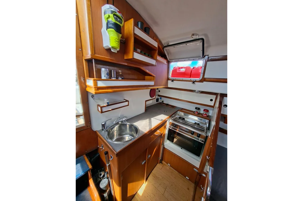 BoatPhoto.alt