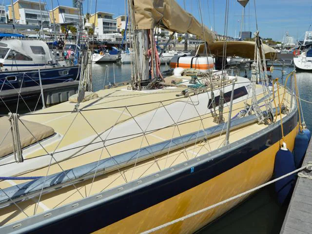 BoatPhoto.alt