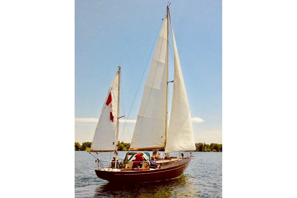 BoatPhoto.coverAlt