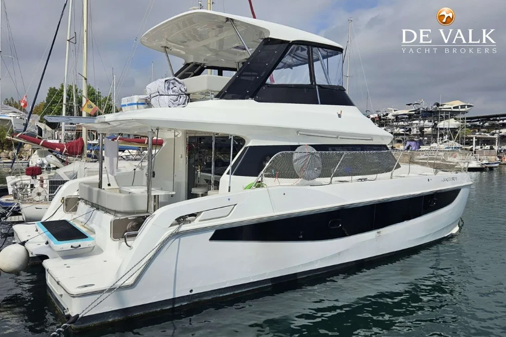 2024 AQUILA 42 Yacht for sale in Almería, Spain, photo 2 of 5