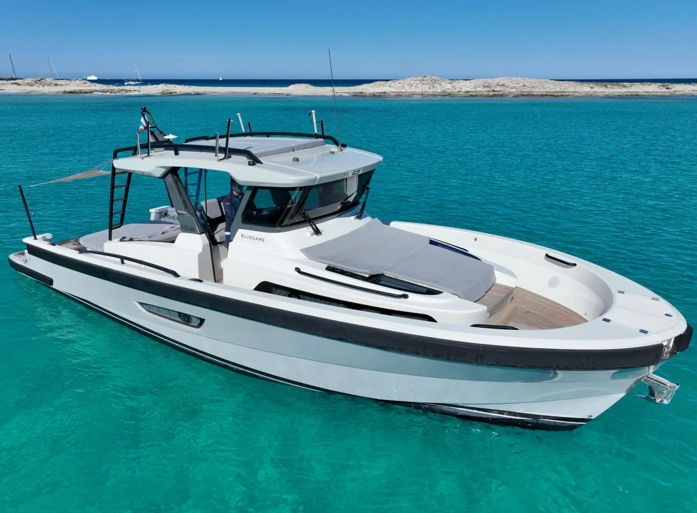 2019 BLUEGAME BG42 for sale in Ibiza, Spain, photo 2 of 5