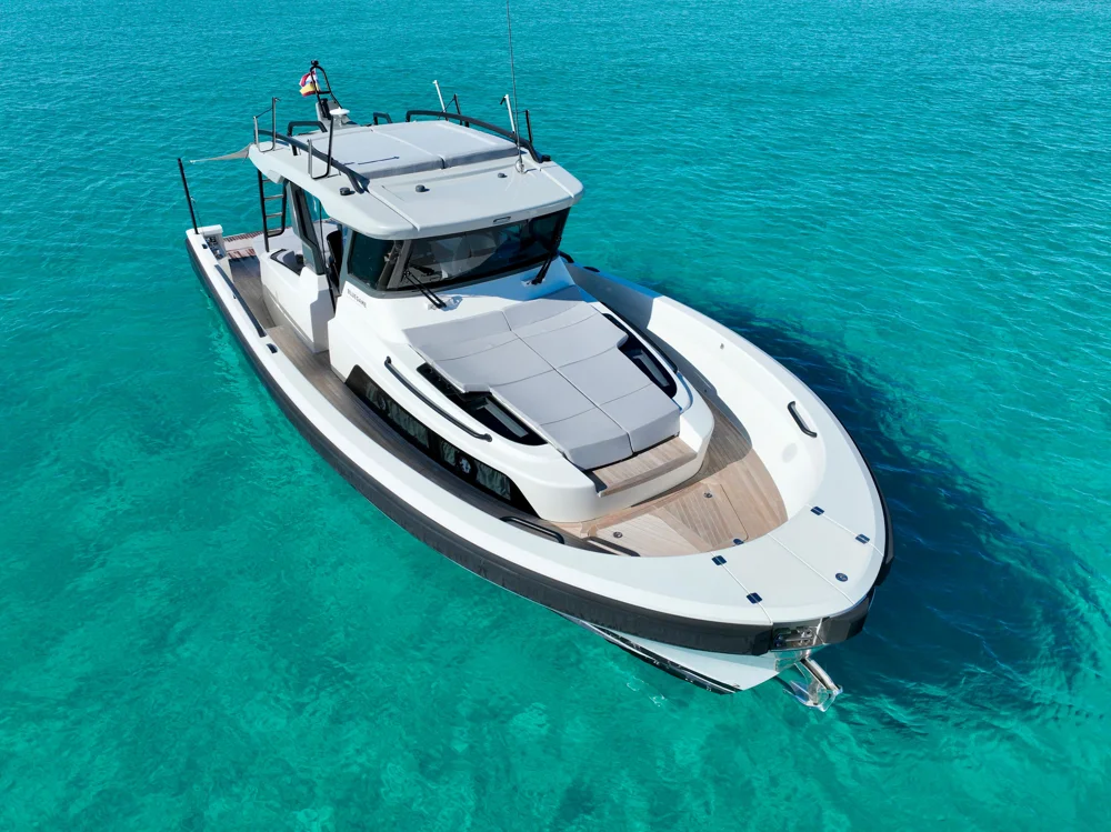2019 BLUEGAME BG42 for sale in Ibiza, Spain, photo 4 of 5