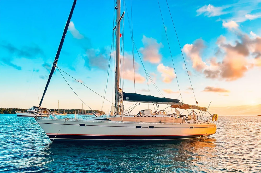 BoatPhoto.coverAlt