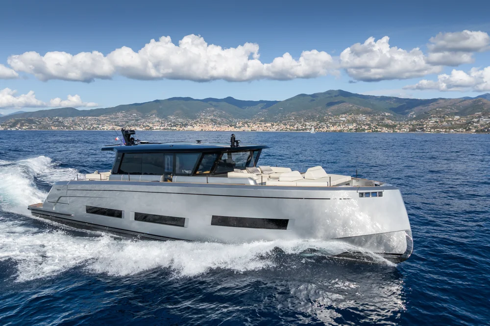 BoatPhoto.coverAlt