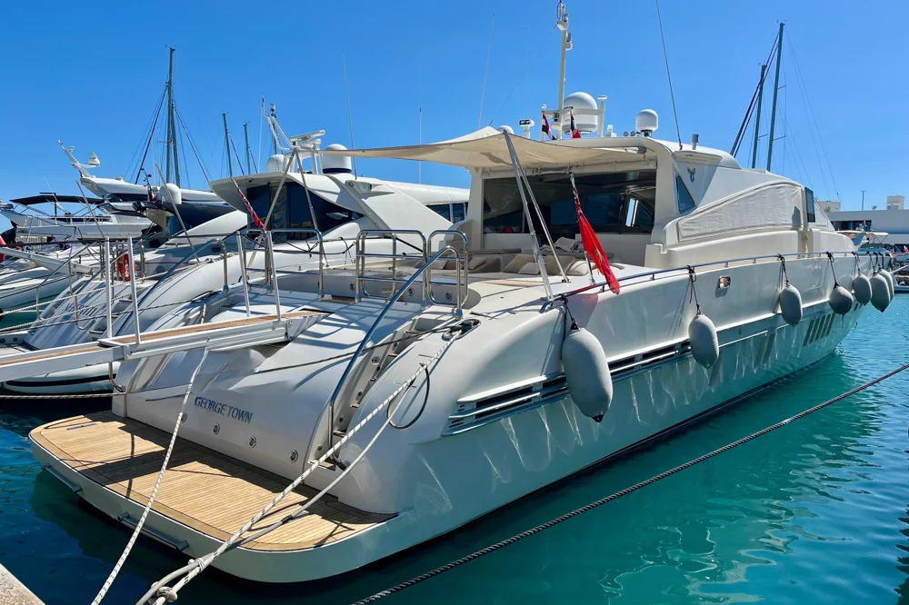 BoatPhoto.alt