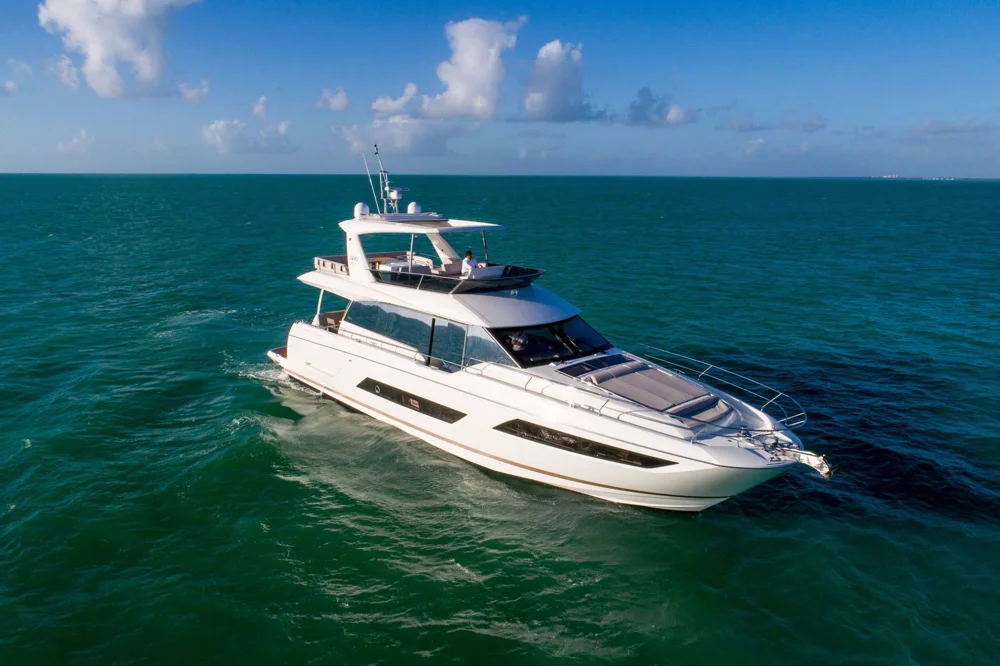 BoatPhoto.coverAlt