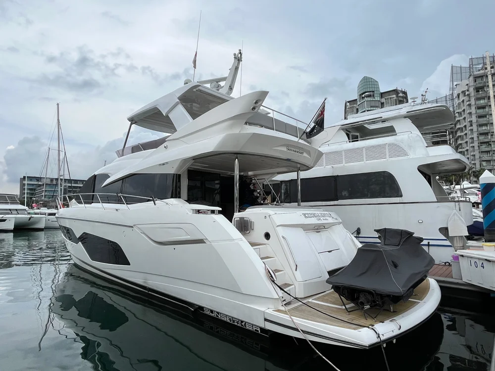 BoatPhoto.coverAlt