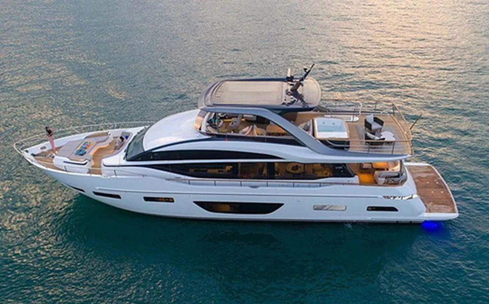 BoatPhoto.coverAlt