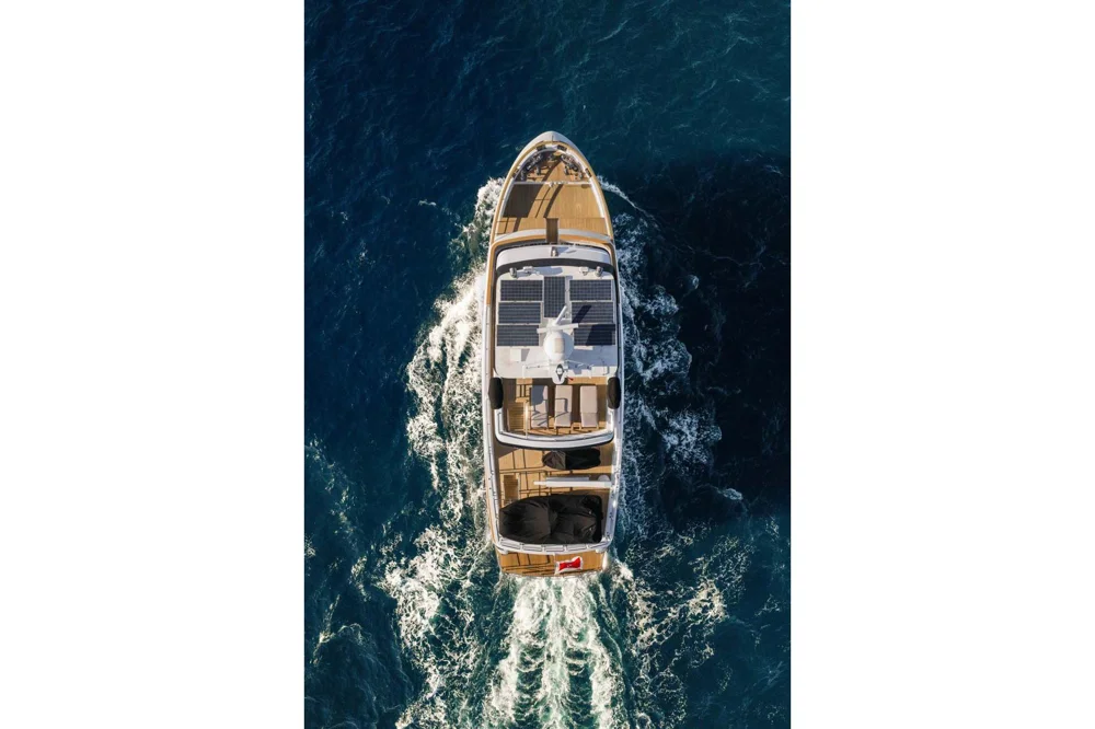 BoatPhoto.alt