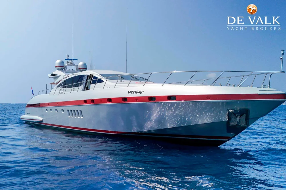 2007 Overmarine Mangusta 92 for sale in Antibes, France, photo 2 of 5