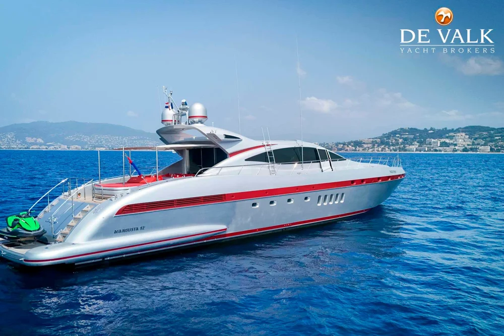 2007 Overmarine Mangusta 92 for sale in Antibes, France, photo 3 of 5