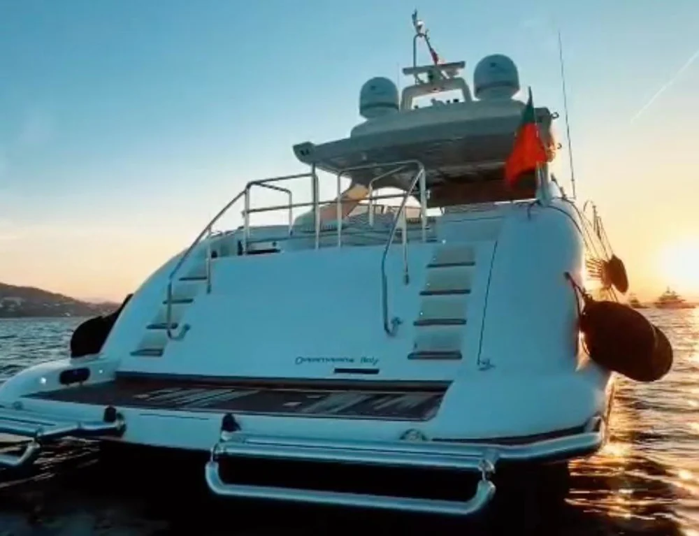 BoatPhoto.alt