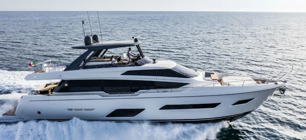 BoatPhoto.coverAlt