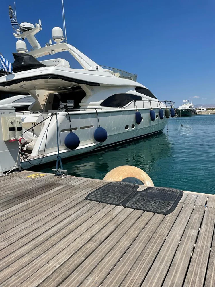 BoatPhoto.coverAlt