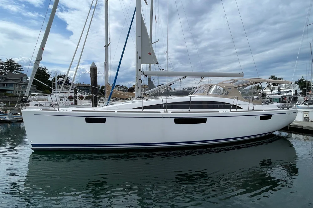 BoatPhoto.coverAlt