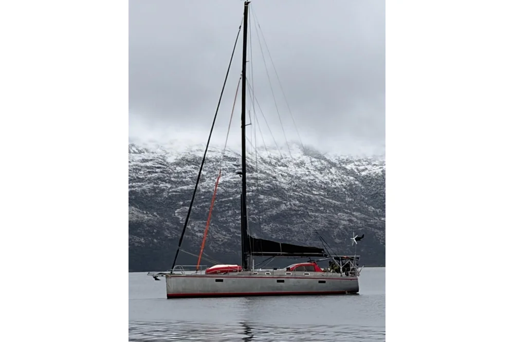 BoatPhoto.coverAlt