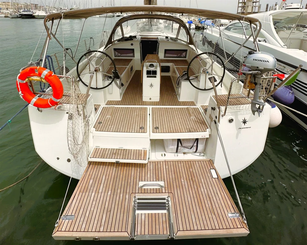 2021 Jeanneau Sun Odyssey 440 for sale, photo 2 of 5