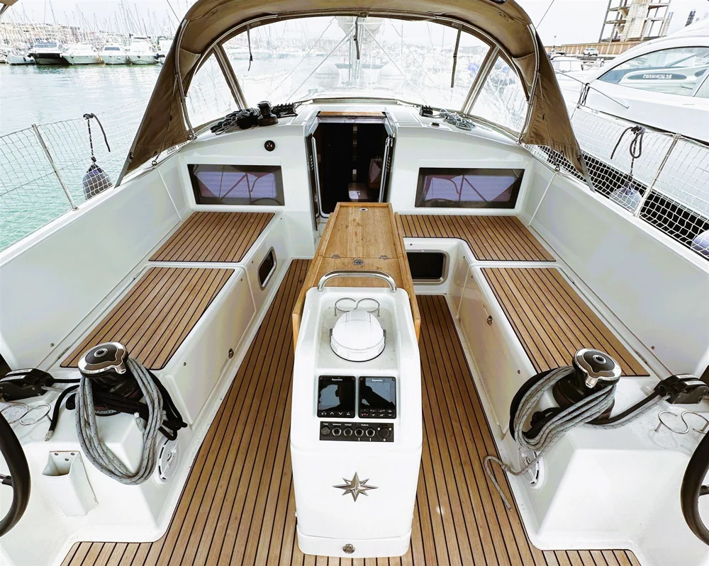 2021 Jeanneau Sun Odyssey 440 for sale, photo 5 of 5
