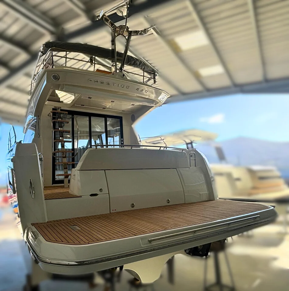 BoatPhoto.alt