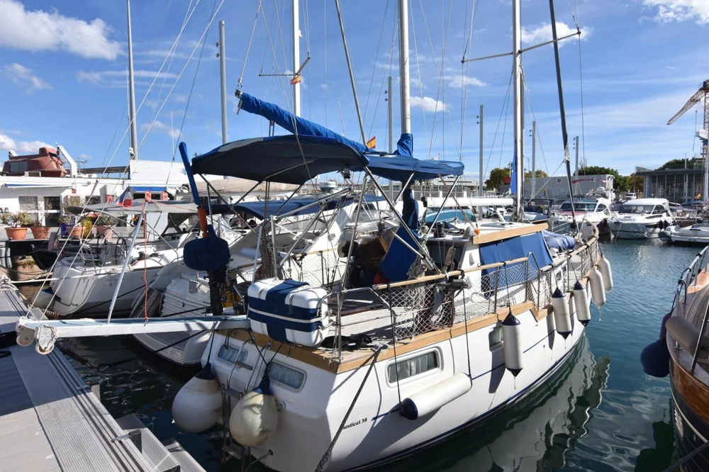 BoatPhoto.alt