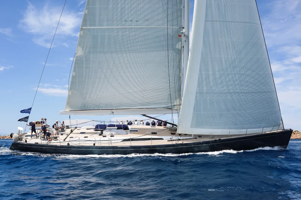BoatPhoto.coverAlt