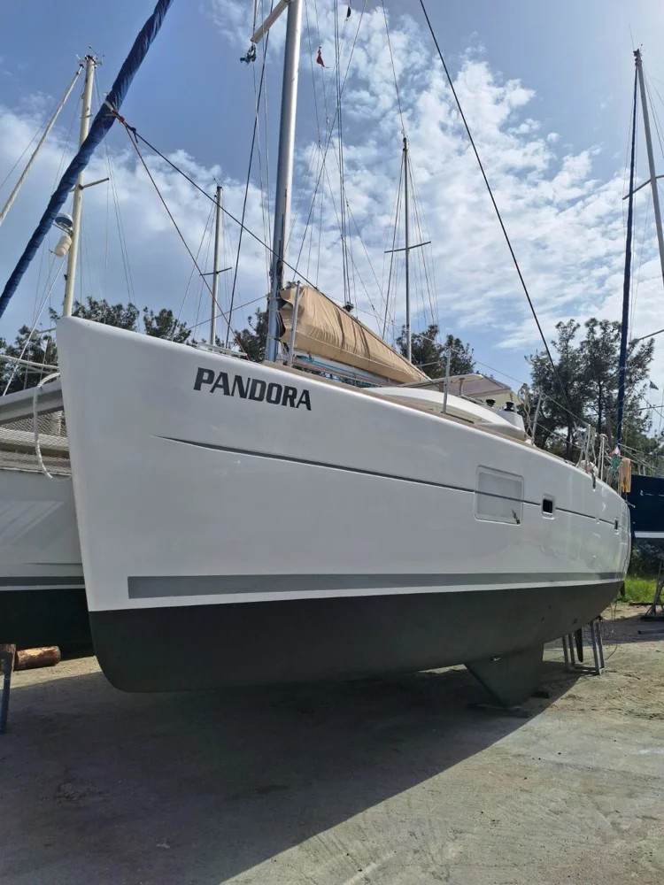 2012 Lagoon 380 S2 for sale in Constanţa, Romania, photo 3 of 5