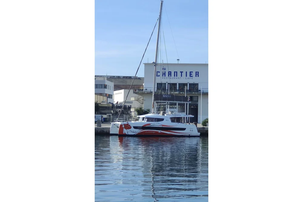 BoatPhoto.coverAlt