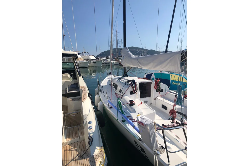 BoatPhoto.alt
