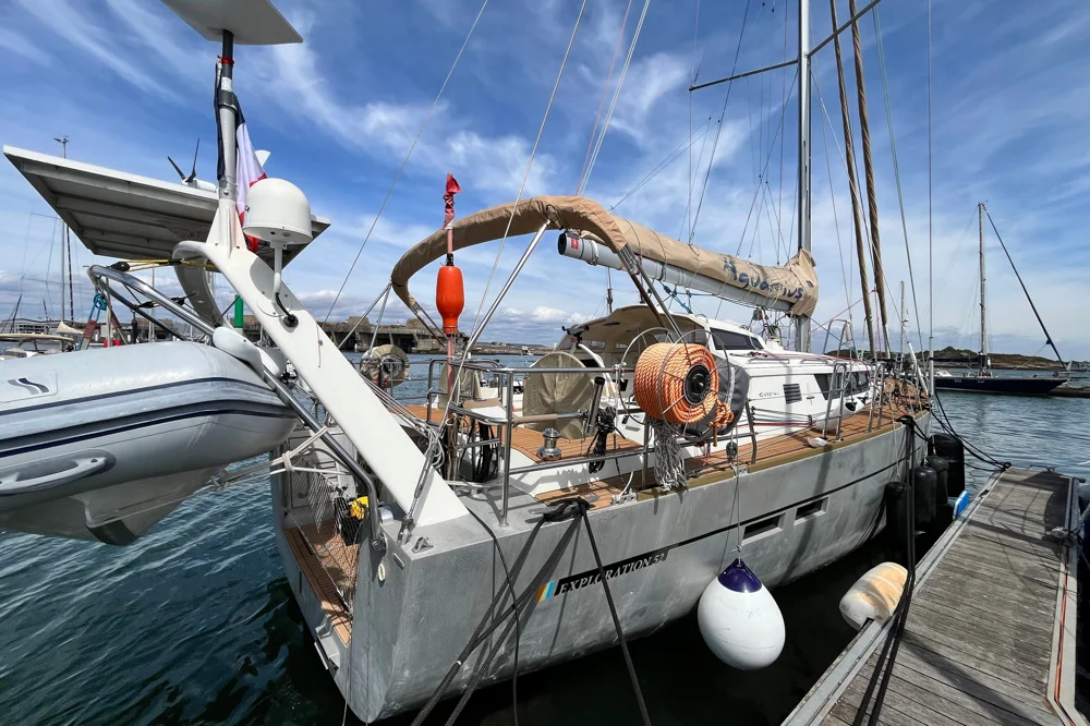 BoatPhoto.coverAlt