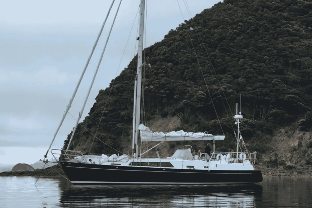 BoatPhoto.coverAlt