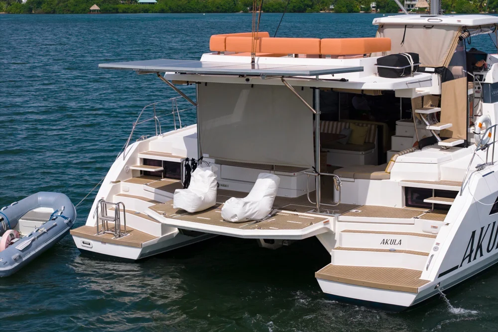 BoatPhoto.alt