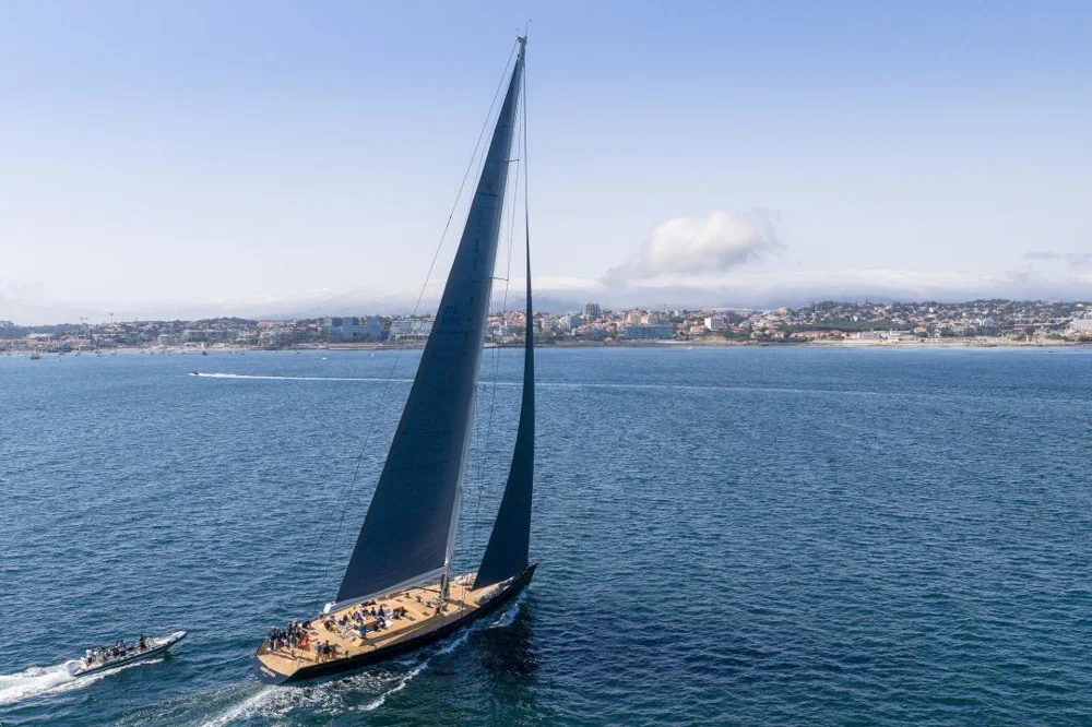 BoatPhoto.coverAlt