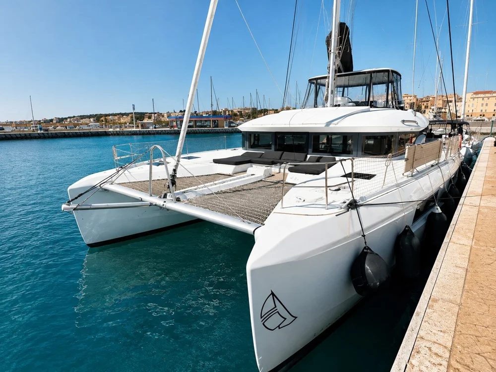 2021 Lagoon 50 for sale in Olbia, Italy