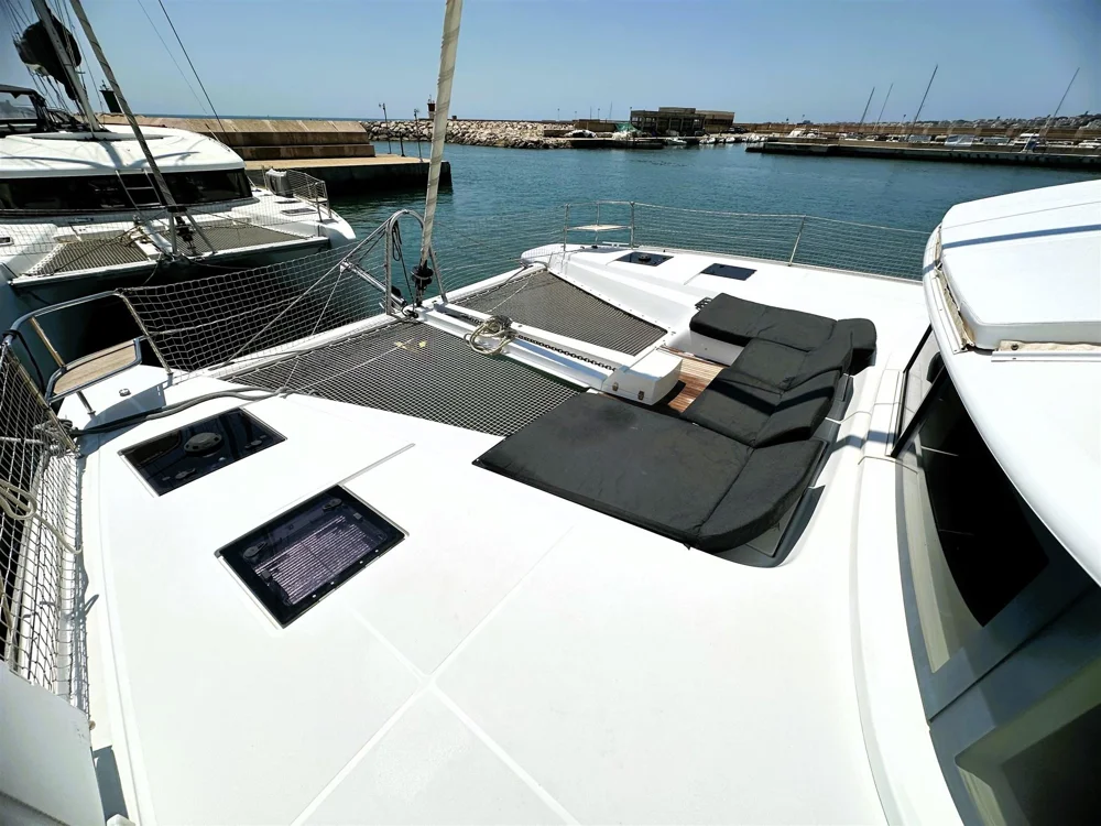 2021 Lagoon 50 for sale in Olbia, Italy, photo 4 of 5