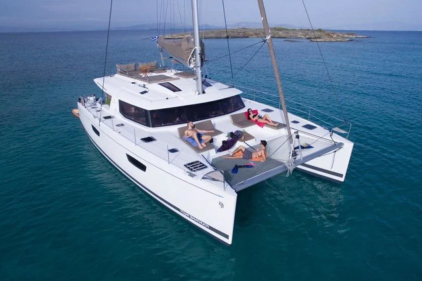 BoatPhoto.coverAlt