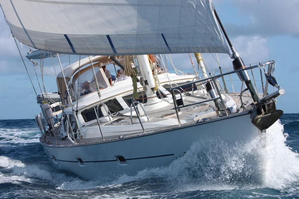 BoatPhoto.coverAlt