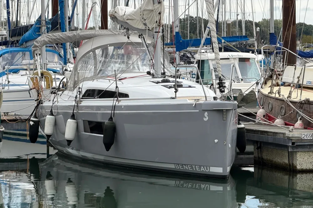 BoatPhoto.coverAlt