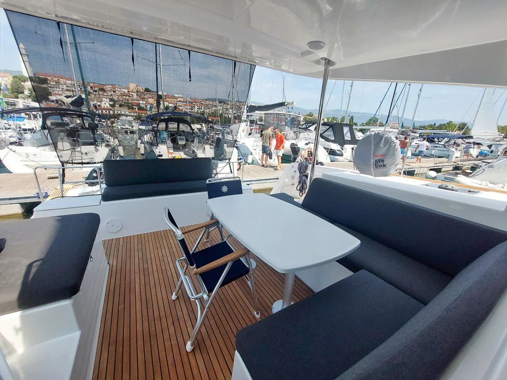 2022 Lagoon 40 for sale in Vodice, Croatia, photo 4 of 5