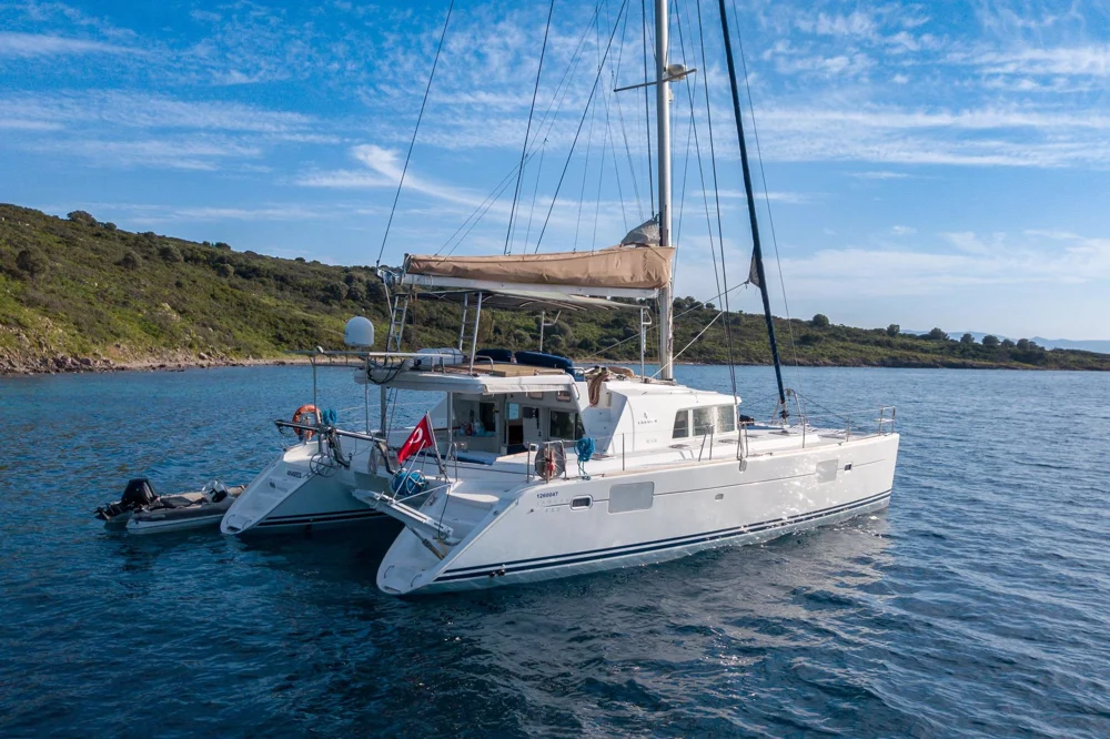 2005 Lagoon 440 for sale in Marmaris, Turkey, photo 3 of 5
