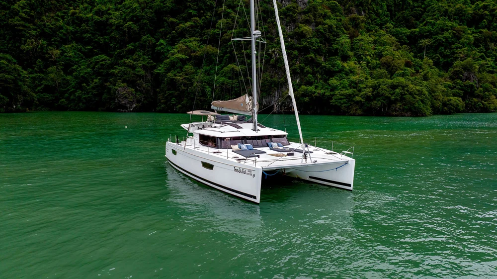 BoatPhoto.alt