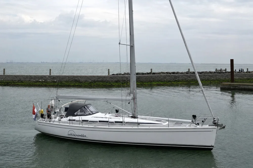 BoatPhoto.coverAlt