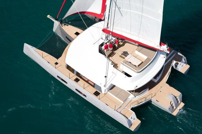 BoatPhoto.coverAlt