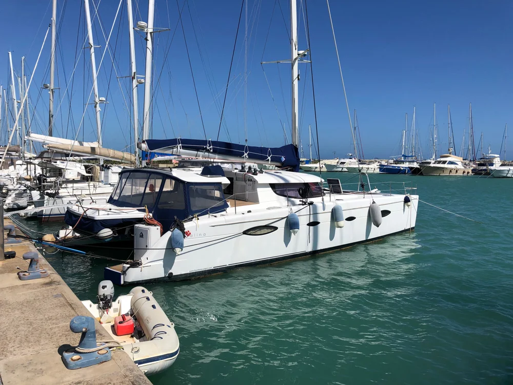 BoatPhoto.coverAlt