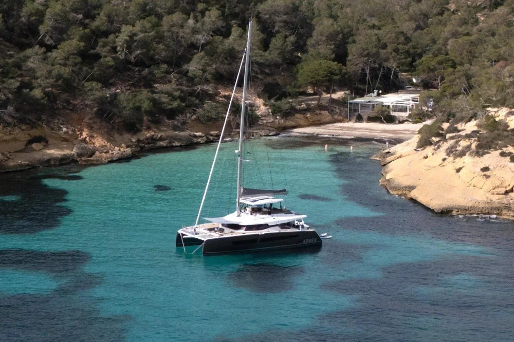 BoatPhoto.coverAlt