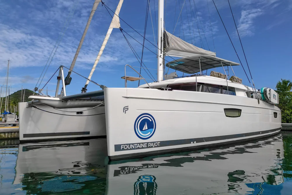 BoatPhoto.coverAlt
